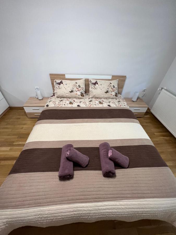 Top Center Apartment In Veliko Tarnovo Luaran gambar